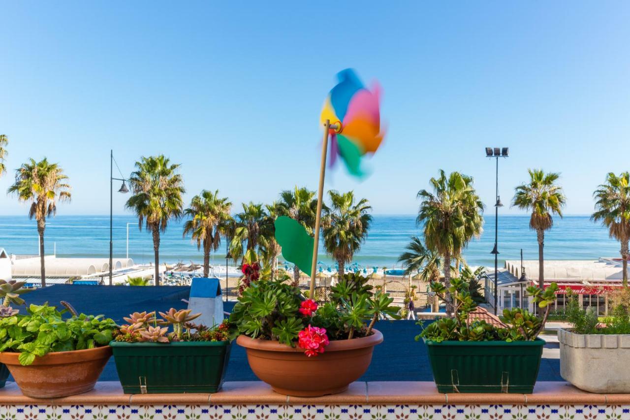 Beatriz Charming Hostal Torremolinos Exterior foto